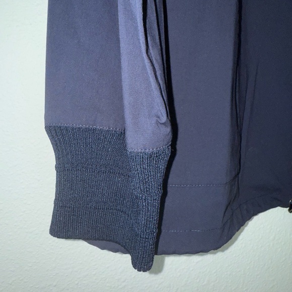 NWT $595 St. John Sport Techno Button Down Stretch Shirt Jacket Navy Size M - Picture 4 of 7